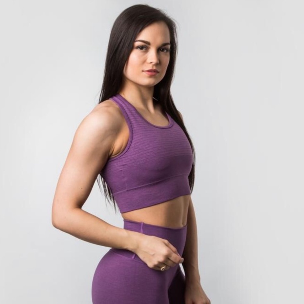 Alphalete R6 Sports Bra